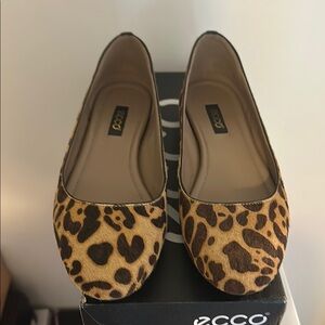 Ecco Brown and Tan Leopard Print Flats